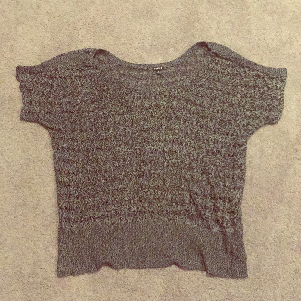 Short sleeve, sweater